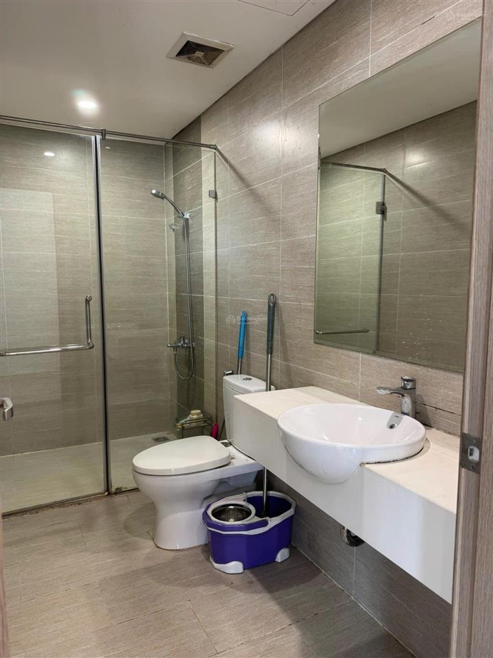 3pn 81m2 view hồ bơi  ntcb  tầng trung  db  sẵn sổ  3ty85