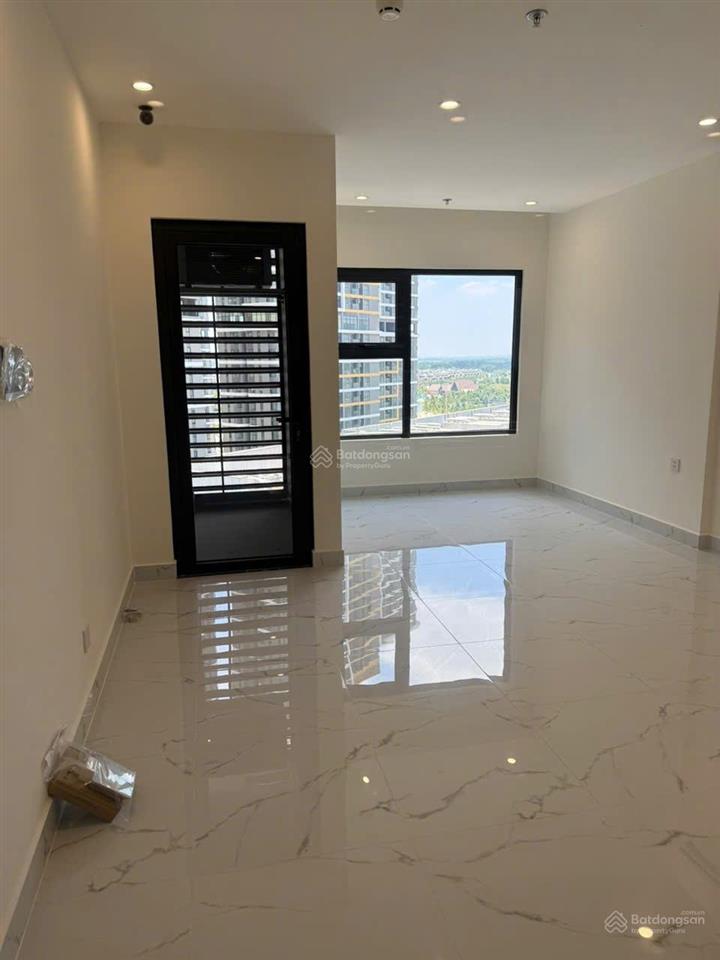 Giảm 200tr so với giá gốc  ch stu 30m2  đối diện vincom  2ty2  sẵn pass