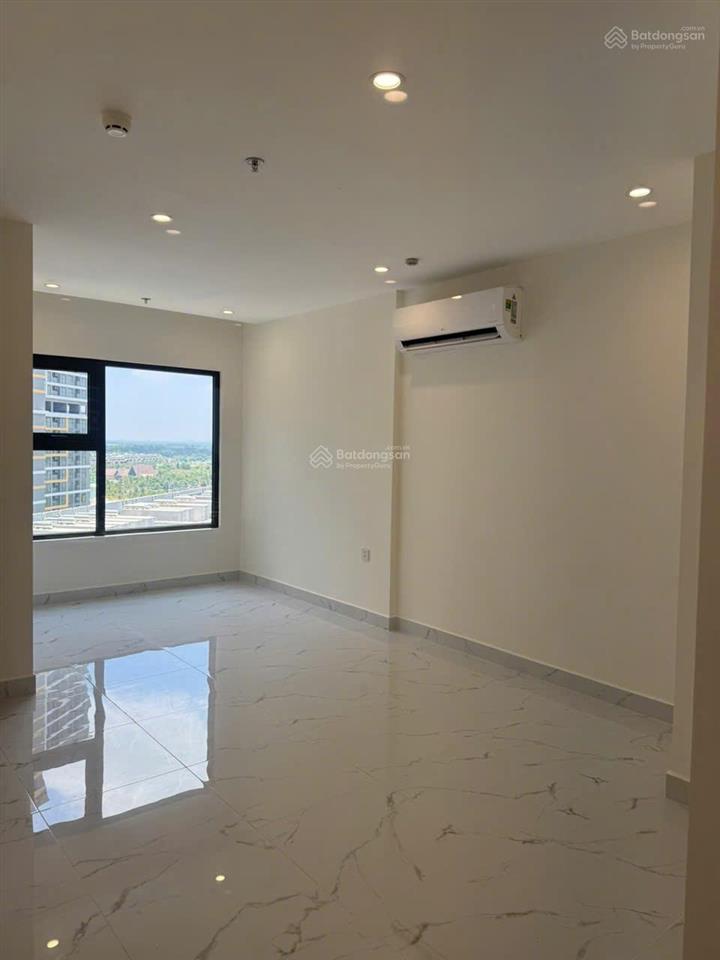 Giảm 200tr so với giá gốc  ch stu 30m2  đối diện vincom  2ty2  sẵn pass