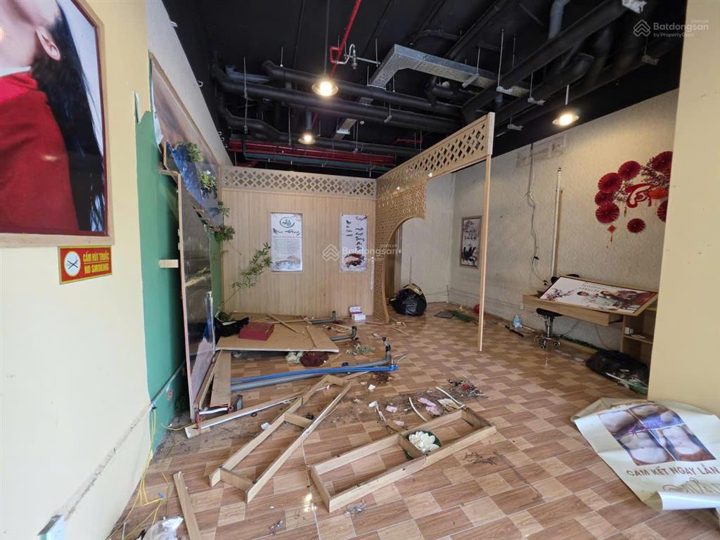 Bán shophouse 50m2 nội khu s305  sẵn sỗ  4ty3