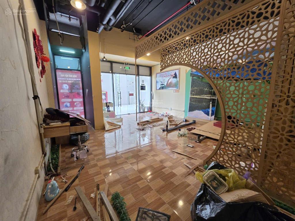 Bán shophouse 50m2 nội khu s305  sẵn sỗ  4ty3