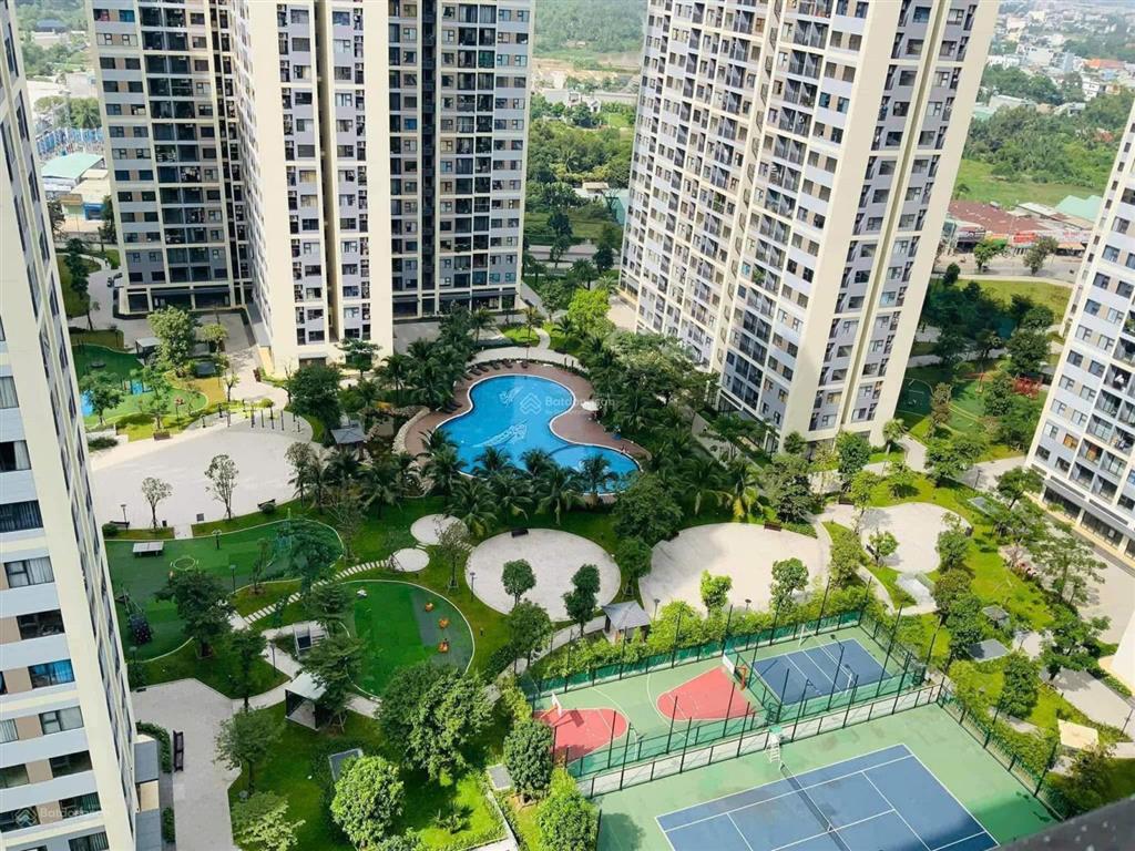 Ch 2pn 59m2  view hồ bơi  tầng cao  ntcb  sẵn hdt  sẵn sổ  2ty7