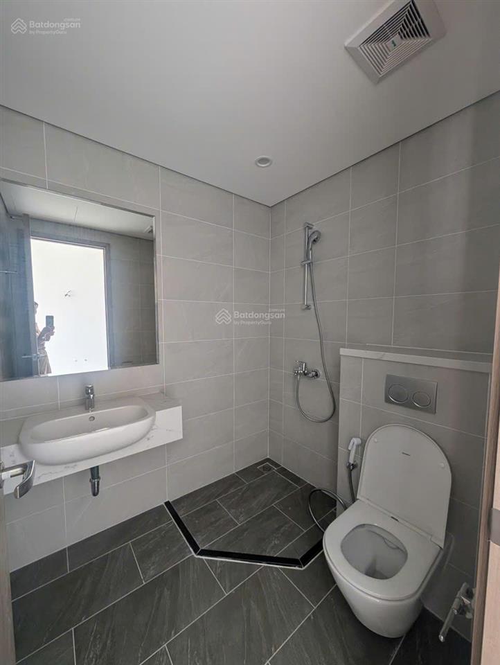 Gh stu 30m2 đối diện vincom , view vin wonder  2ty15