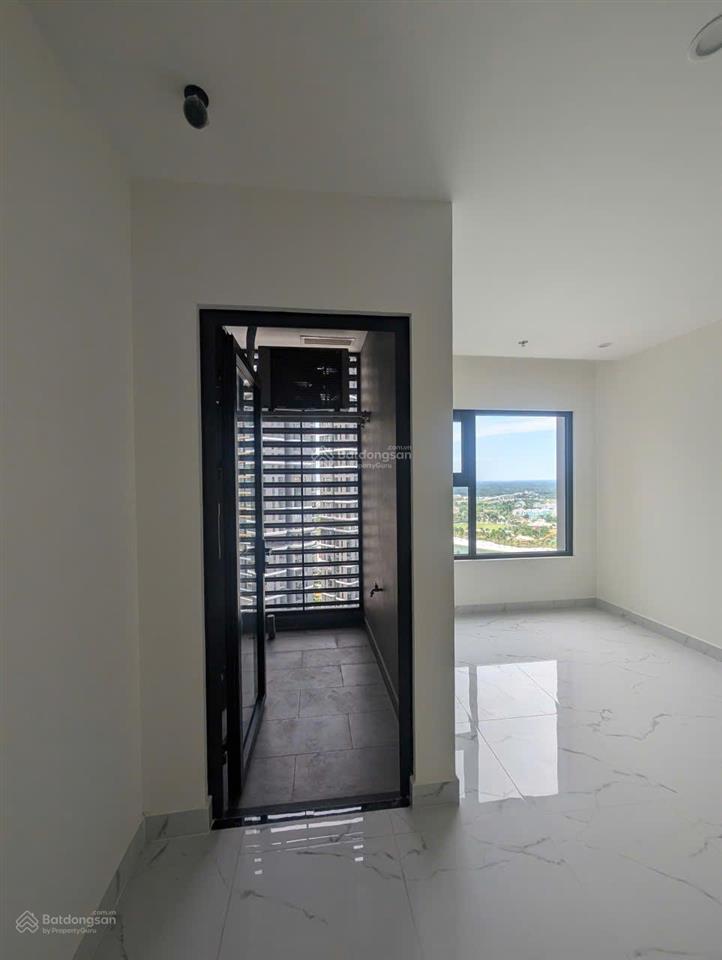 Gh stu 30m2 đối diện vincom , view vin wonder  2ty15