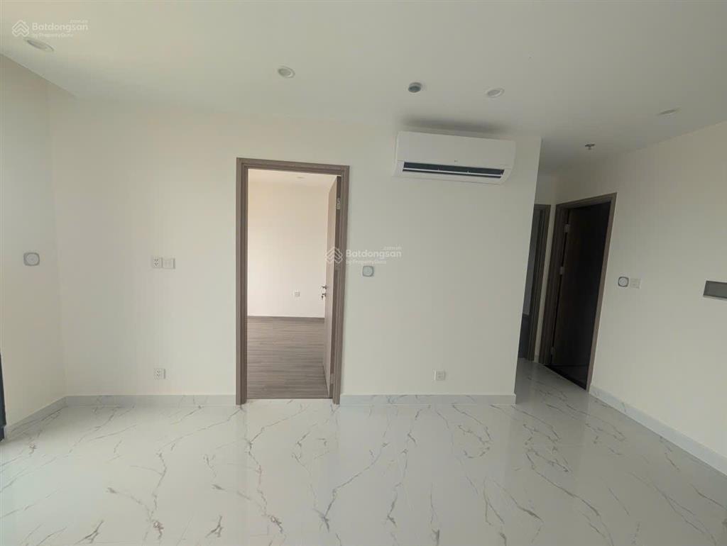 Gh 2pn 59m2  tầng cao  giá chạm đáy  3 tỷ 2