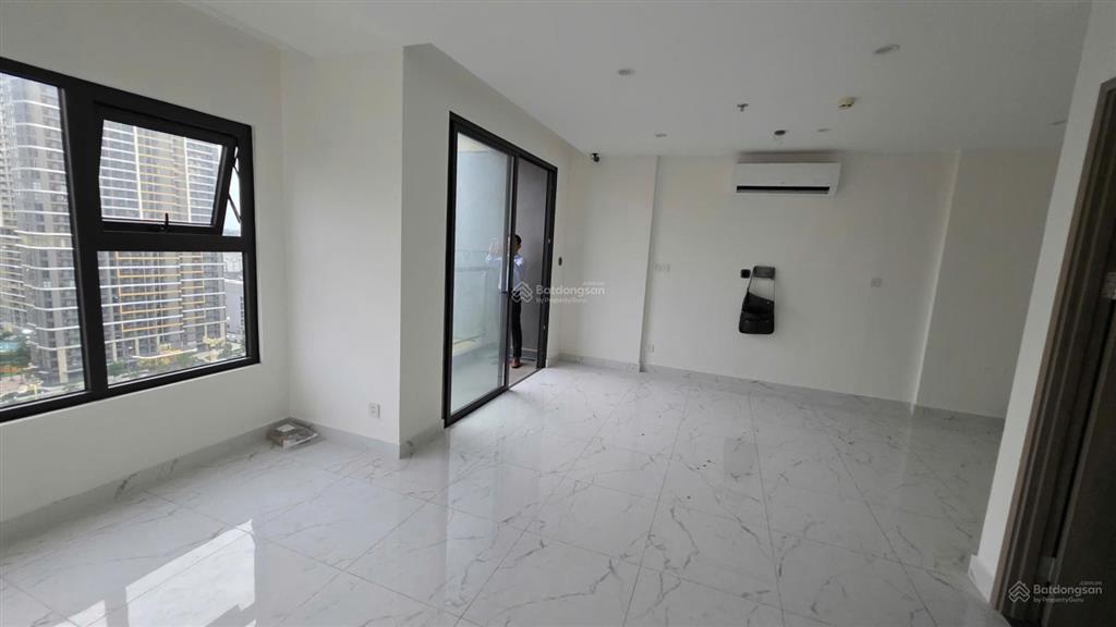 2pn+ 69m2 cắt lỗ hơn 1 tỷ  gốc 5ty5 còn 4ty4  view quảng trường