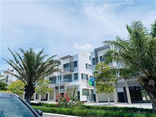 Nhà 4 tầng, hoàn hiện mặt ngoài, đối diện mặt biển, khu đô thị bình sơn phan rang, 100m2, 6.8 tỷ