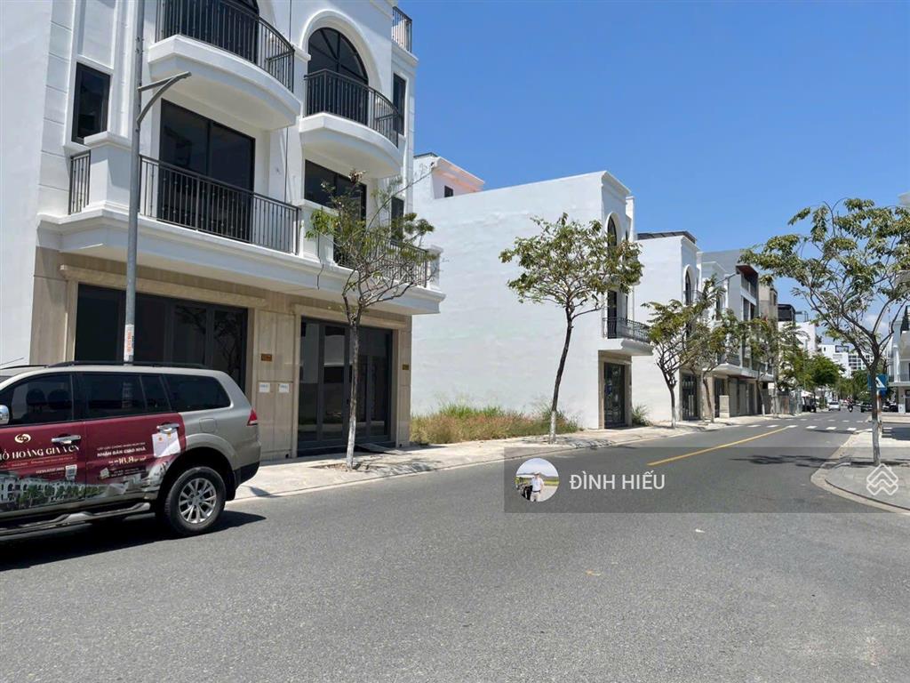 Căn góc 2 mặt tiền vcn phước long 2, sổ đỏ trao ngay, dt 116m2, thanh toán dàn trải