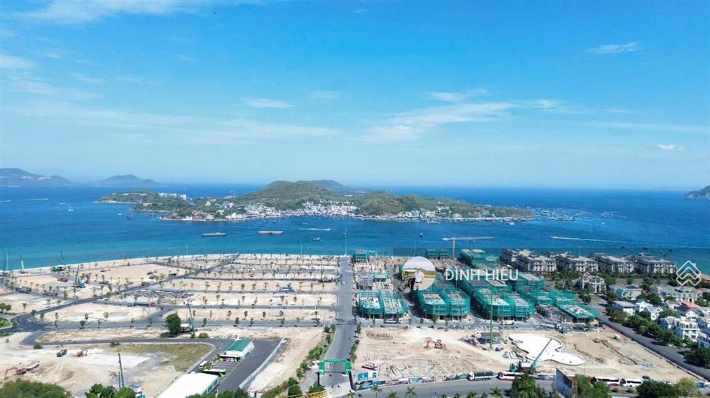 14.092 tỷ sở hữu nhà phố compound mặt biển hiếm có nha trang