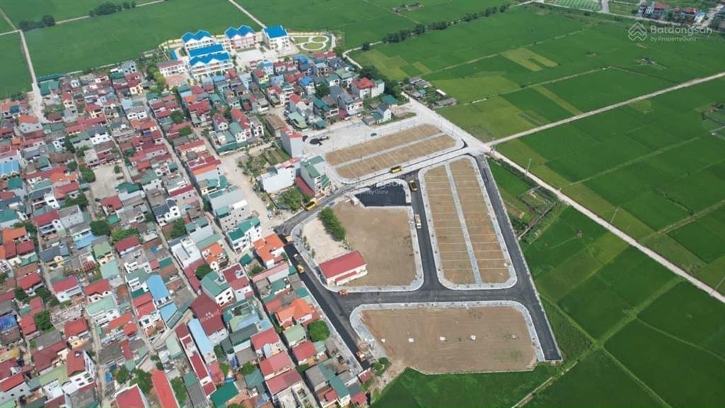 Chính chủ cần bán 90m đất đấu giá dục tú , đông anh bám đường dẫn cầu tứ liên giá rẻ