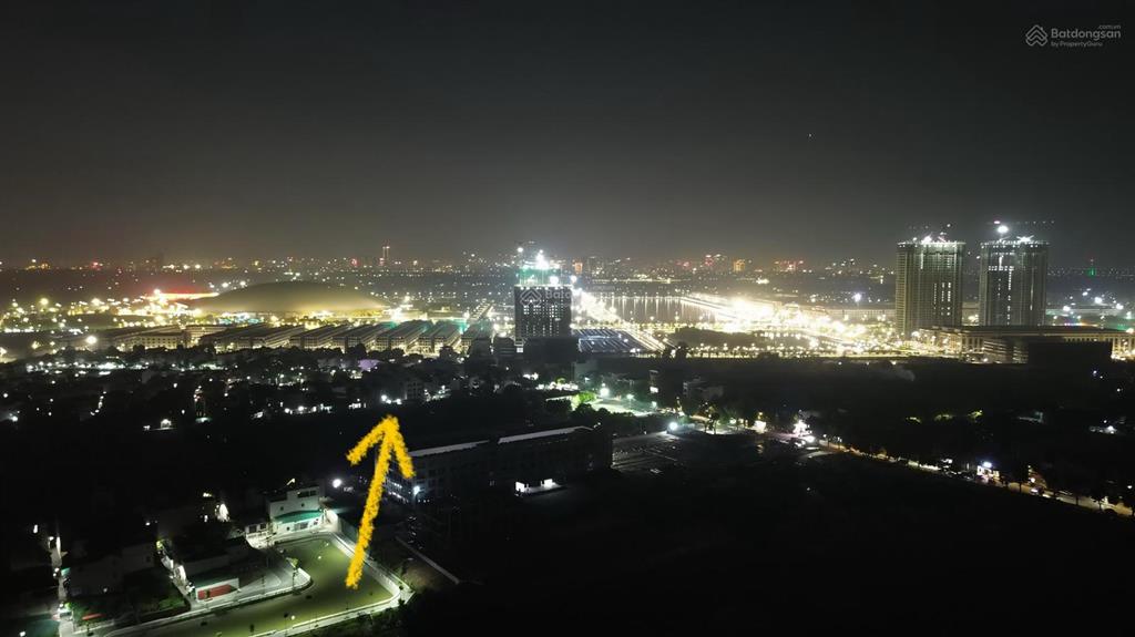 Chính chủ cần bán 50m đầu cầu tứ liên ngõ thông ô tô cách 1 nhà ra trục đường 17m