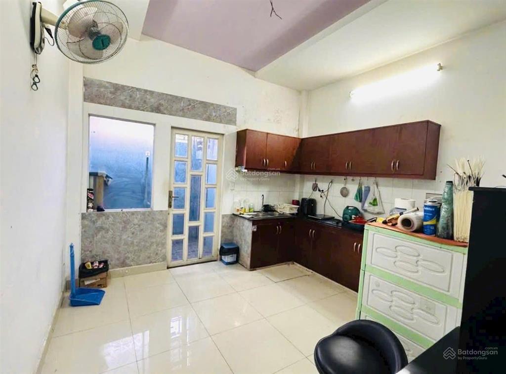 Nhà 3 tầng linh tây sát phạm văn đồng chỉ 6.3 tỷ