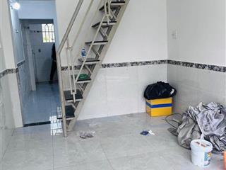Cần tiền bán nhà đường xe hơi 1.75 tỷ