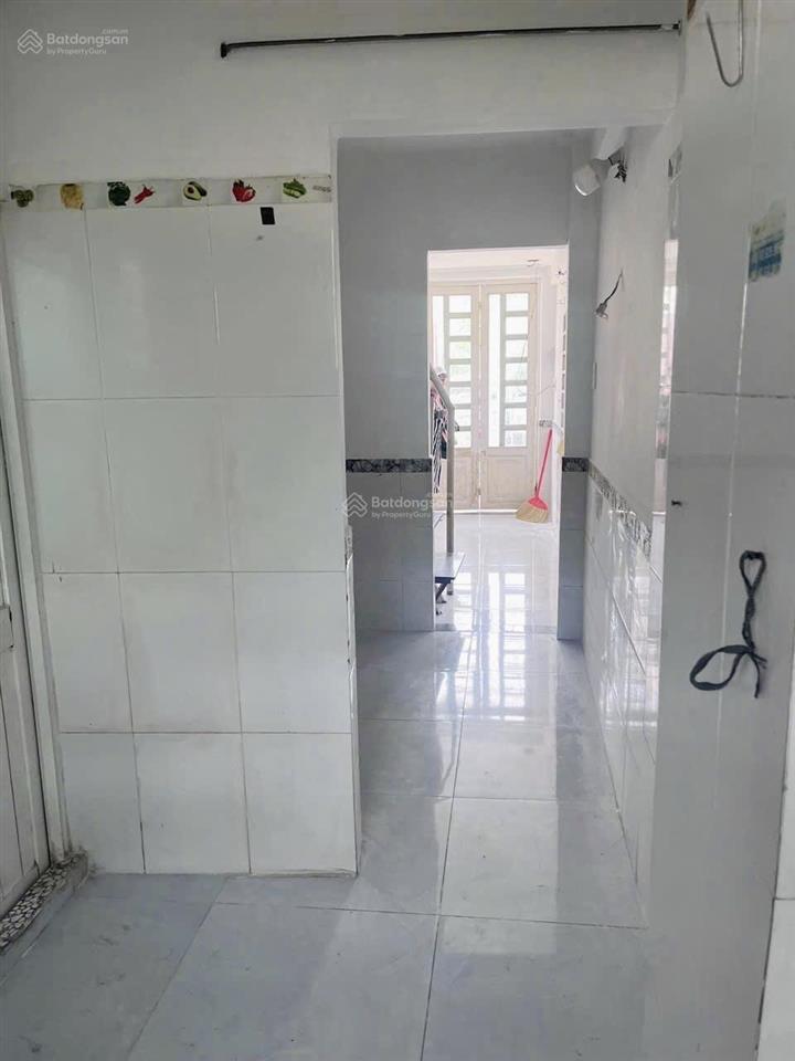 Cần tiền bán nhà đường xe hơi 1.75 tỷ
