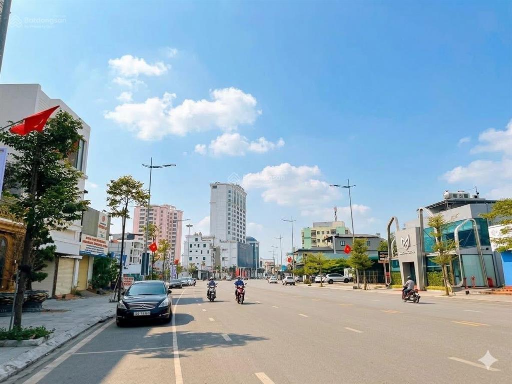 Cần bán ô đất 2 mặt đường chính điện biên phủ. kinh doanh tốt