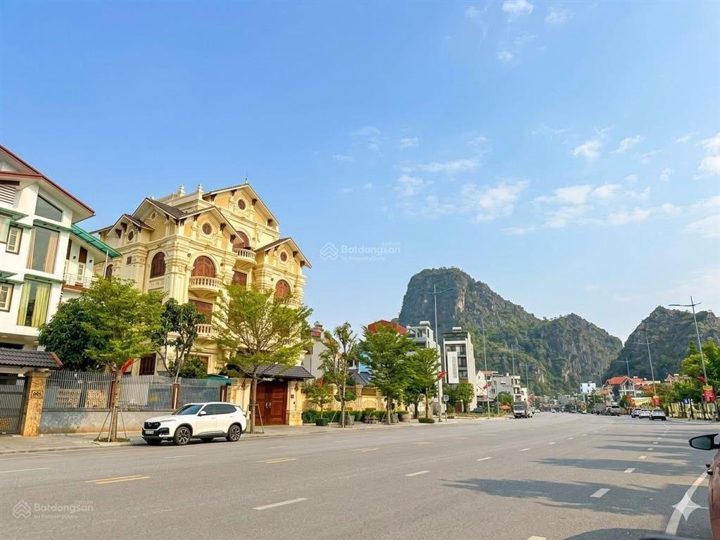 Cần bán ô đất 2 mặt đường chính điện biên phủ. kinh doanh tốt