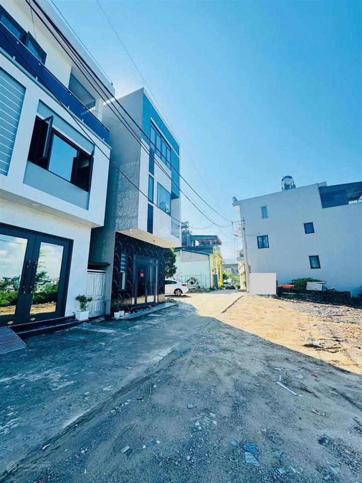 Cần bán ô góc thổ cư ngõ 18 cao xanh. giá tham khảo tốt trong khu vực