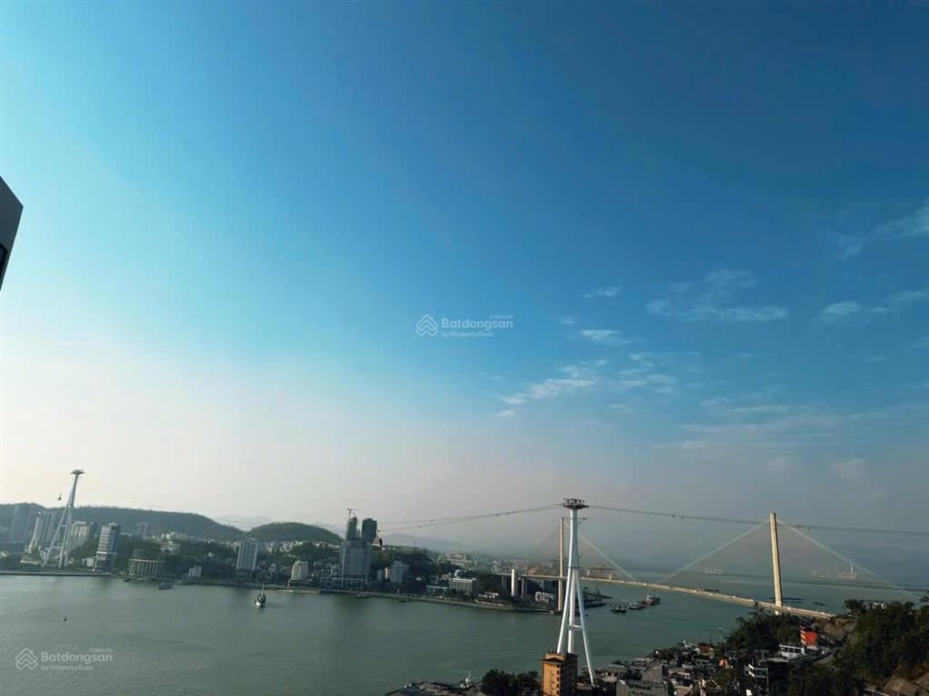 Cần bán 2 ngủ chung cư sapphire view cầu biển