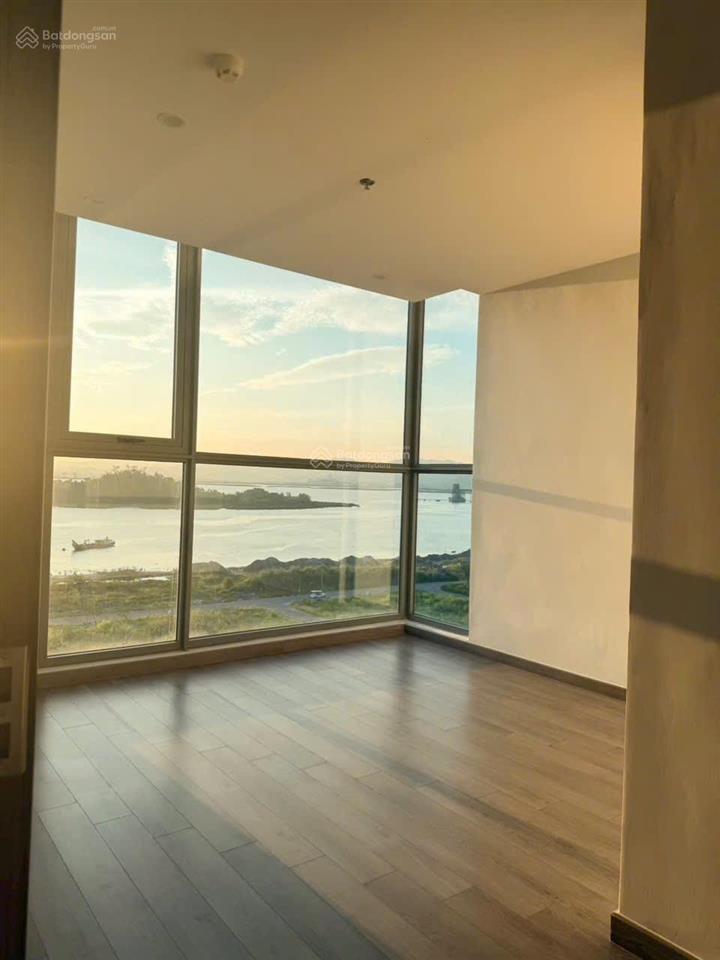 Em cần chuyển nhượng căn góc hoa hậu tòa b the ruby hạ long  diện tích 74,5m²
