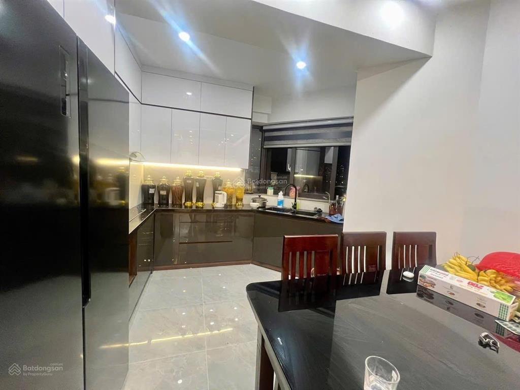 Bán nhà ngõ 55 huỳnh thúc kháng đống đa 59m2, phân lô ô tô 16.4 tỷ, 2 thoáng  0966 182 ***.