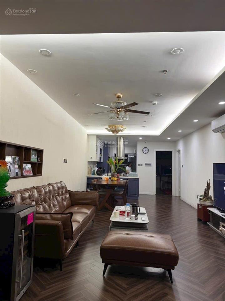 Bán nhà ngõ 55 huỳnh thúc kháng đống đa 59m2, phân lô ô tô 16.4 tỷ, 2 thoáng  0966 182 ***.