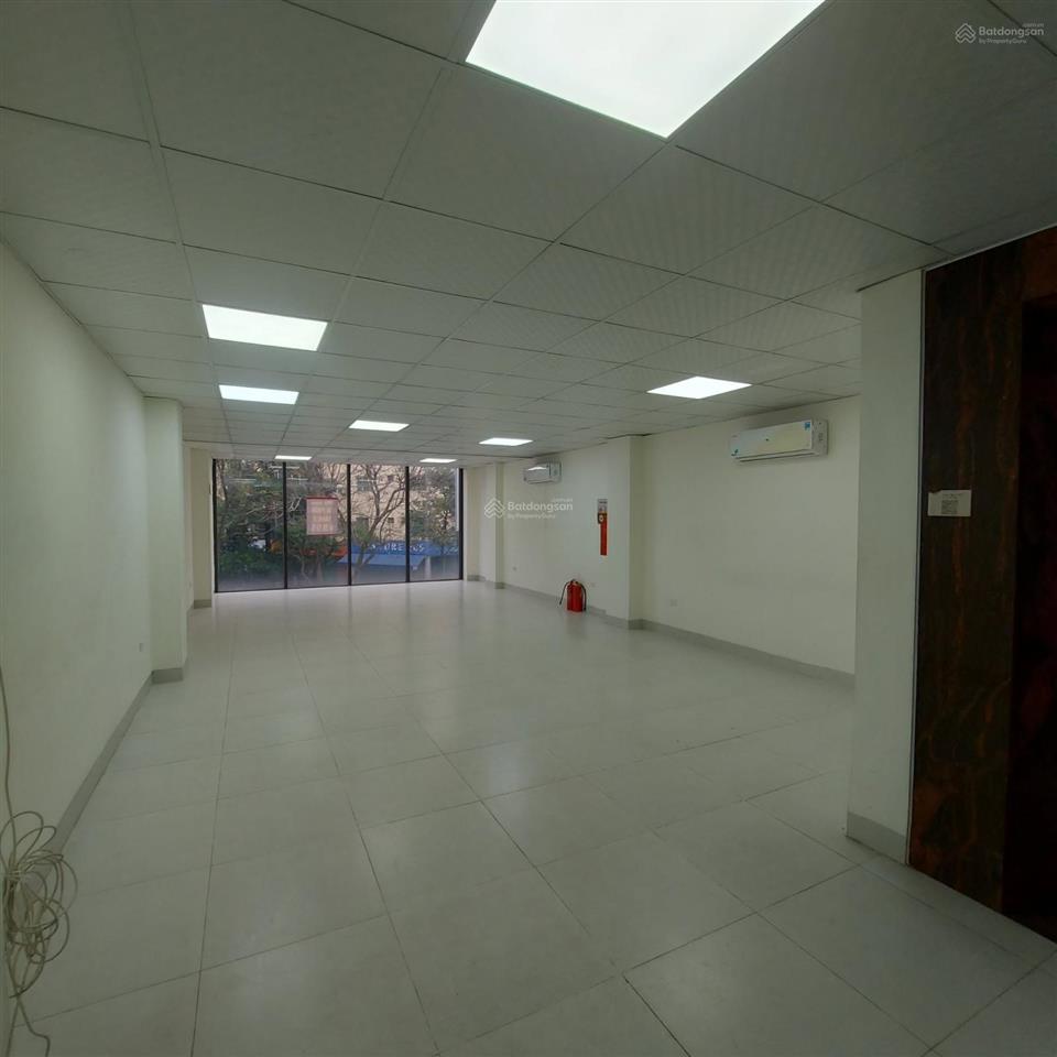 Cho thuê văn phòng tại 215217 trần đăng ninh, giá cực tốt 12,5 triệu, 80m2