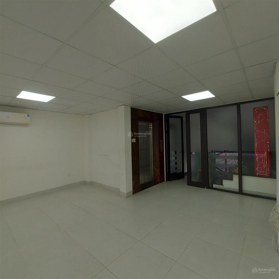 Cho thuê văn phòng tại 215217 trần đăng ninh, giá cực tốt 12,5 triệu, 80m2