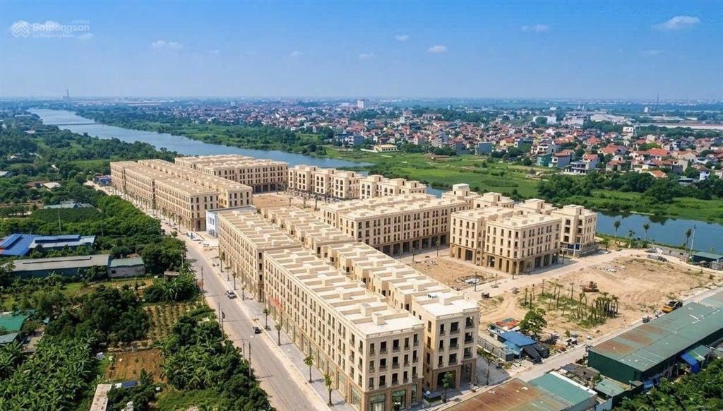 Cắt lỗ 4 tỷ nhà liền kề 73,8m2 tại phú thị, gia lâm