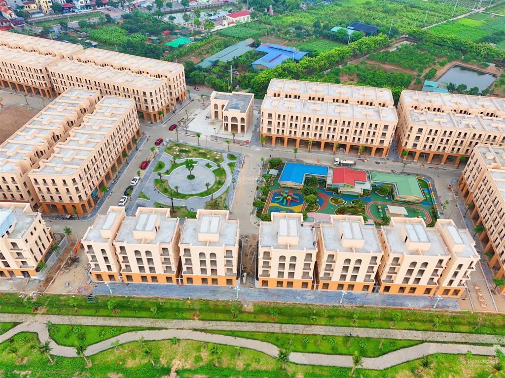 Full giá 10 tỷ chính chủ bán liền kề phú thị gia lâm