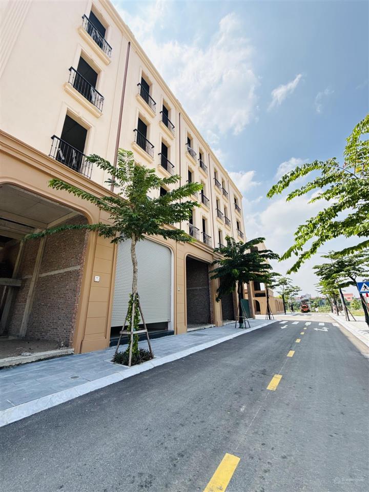 10 tỷ full giá cả nhà và đất 74m2 xây 4 tầng tại phú thị gia lâm