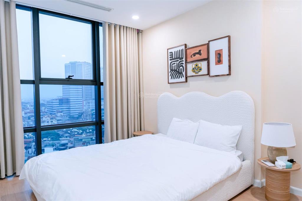 Cho thuê căn 2pn 90 đường láng  rộng rãi, full nội thất, phù hợp gia đình