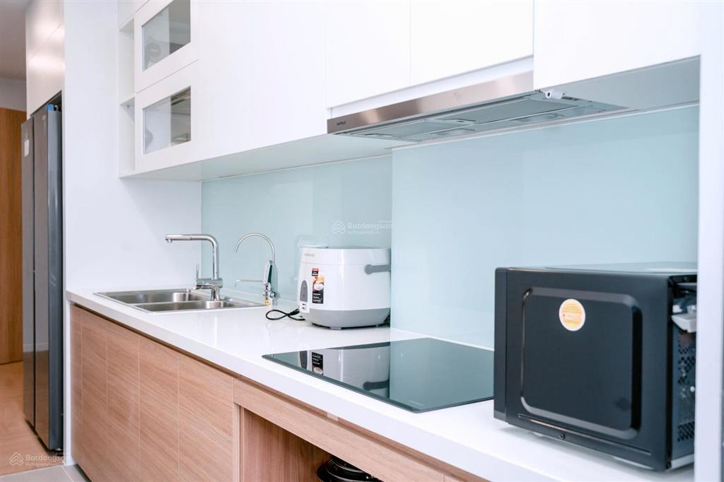 Cho thuê căn 2pn 90 đường láng  rộng rãi, full nội thất, phù hợp gia đình