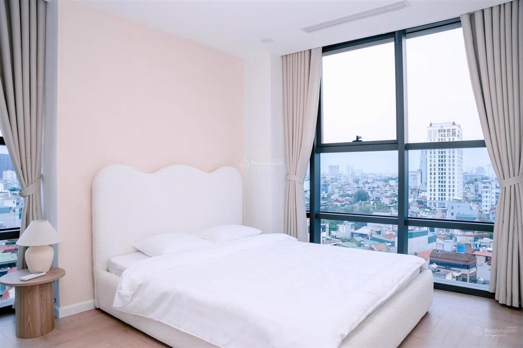 Cho thuê căn 2pn 90 đường láng  rộng rãi, full nội thất, phù hợp gia đình