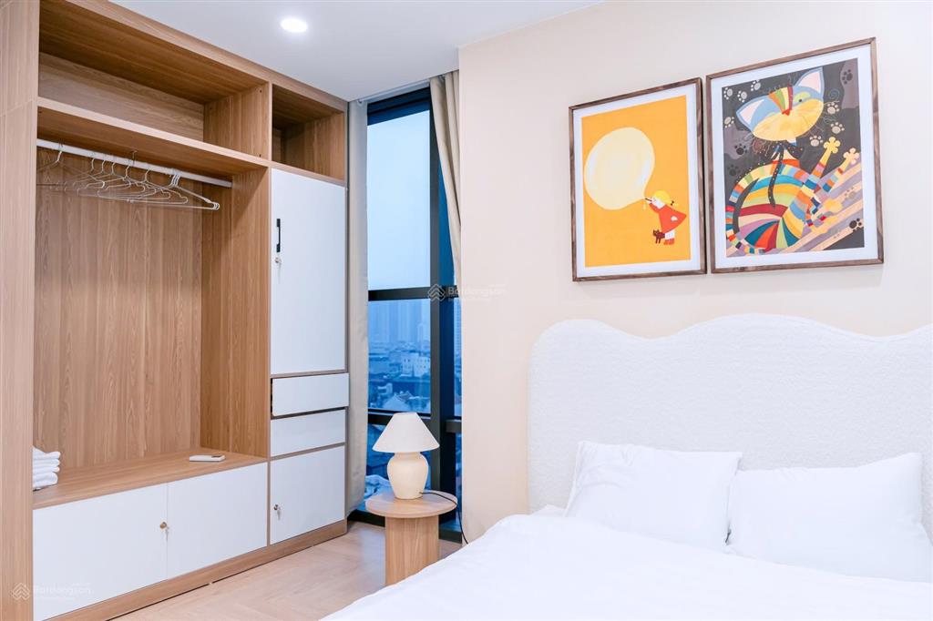 Cho thuê căn 2pn 90 đường láng  rộng rãi, full nội thất, phù hợp gia đình