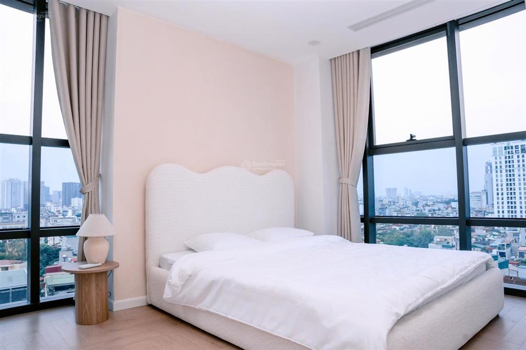 Cho thuê căn 2pn 90 đường láng  rộng rãi, full nội thất, phù hợp gia đình