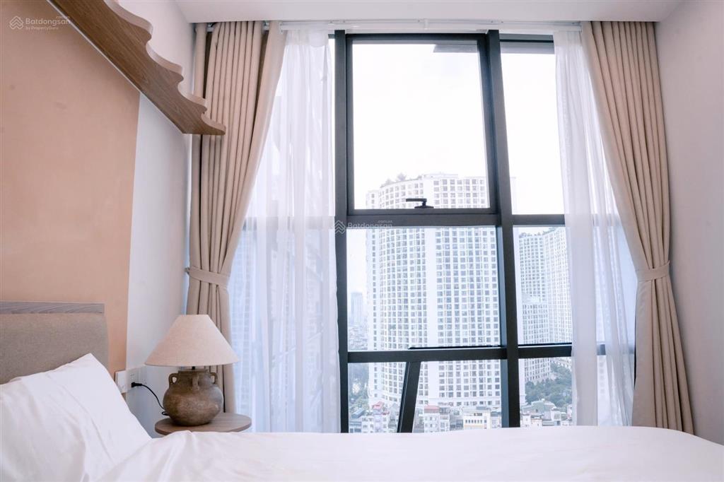 Cho thuê studio cao cấp 90 đường láng full nội thất, ở ngay, giá tốt từng ngày