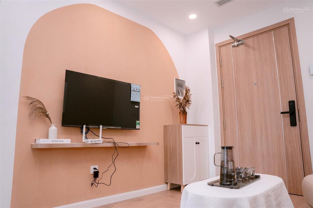 Cho thuê studio cao cấp 90 đường láng full nội thất, ở ngay, giá tốt từng ngày