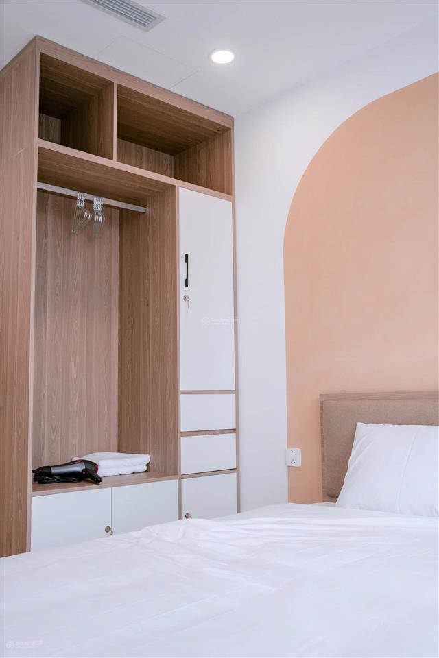 Cho thuê studio cao cấp 90 đường láng full nội thất, ở ngay, giá tốt từng ngày