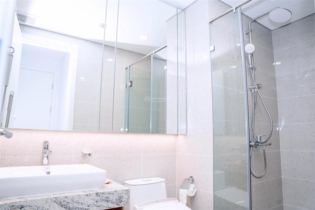 Cho thuê studio cao cấp 90 đường láng full nội thất, ở ngay, giá tốt từng ngày
