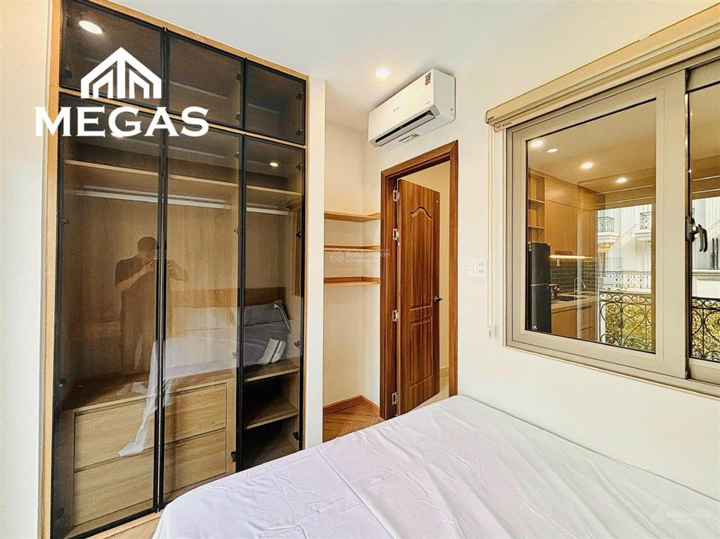 Căn hộ đầy đủ tiện nghi nằm ngay khu đô thị vạn phúc chỉ mất 5p qua gigamall  đại học luật