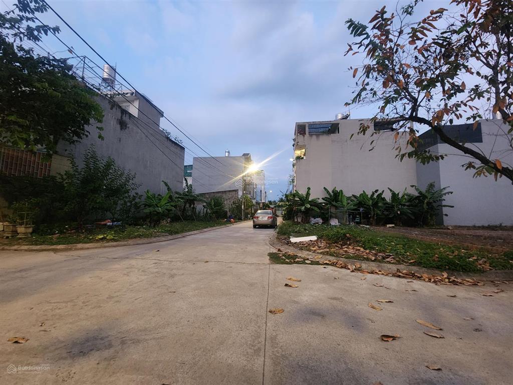 Trường thạnh tp thủ đức. lô góc 2 mặt tiền 105.3m2 ngang 6.4m giá 6.6 tỷ