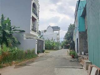 Trường lưu  ngộp  118m2  ngang 5m chỉ 5.x tỷ. đường xe tải.