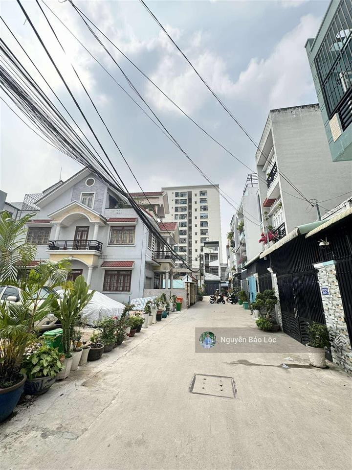 Ngộp  đỗ xuân hợp  kế bên global city  95.4m2  đường 6m  7.9 tỷ tl
