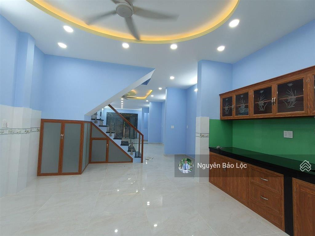 106m2  ngang 5m  2 tầng  4pn  hàng xóm khang điền  global city