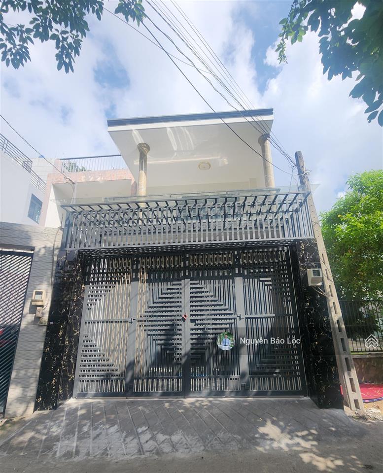 106m2  ngang 5m  2 tầng  4pn  hàng xóm khang điền  global city