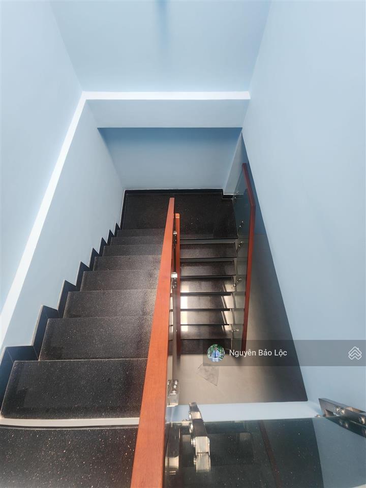 106m2  ngang 5m  2 tầng  4pn  hàng xóm khang điền  global city