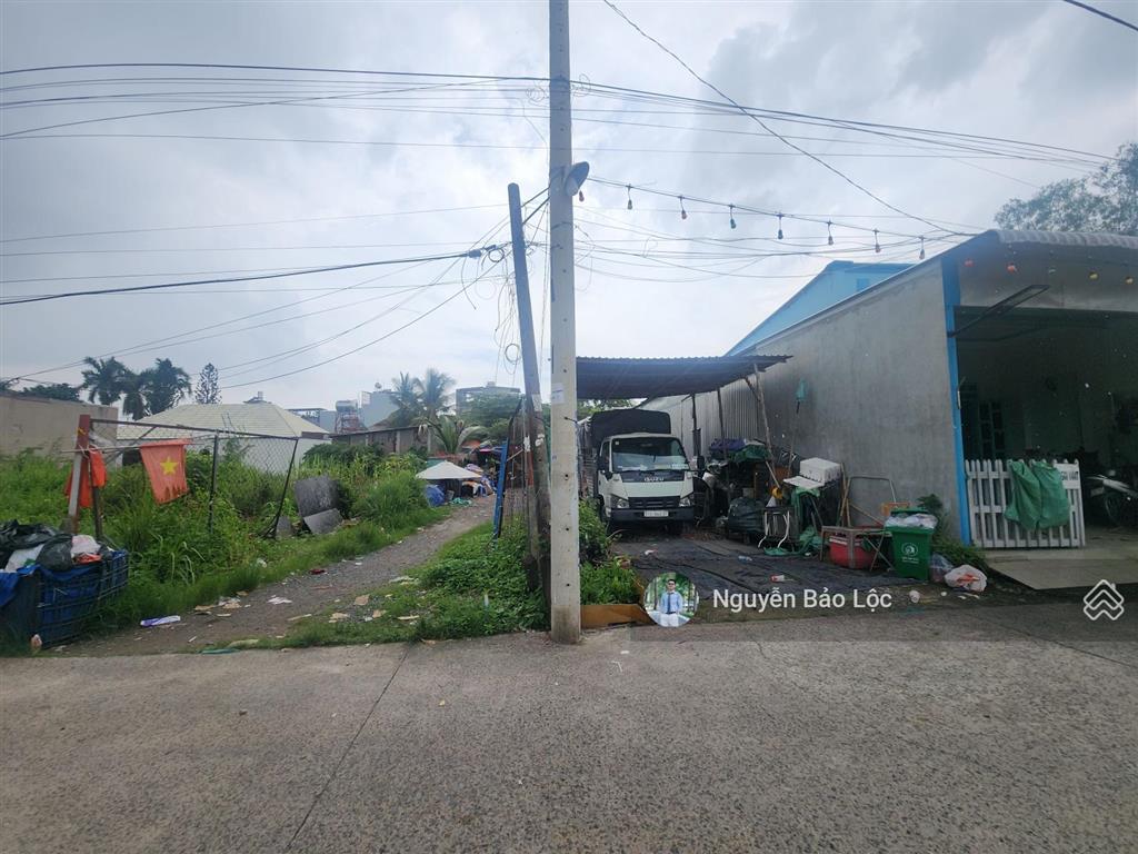 Giảm mạnh  135m2  5.39 tỷ  200m ra nguyễn duy trinh, đông tăng long, gần chợ long trường