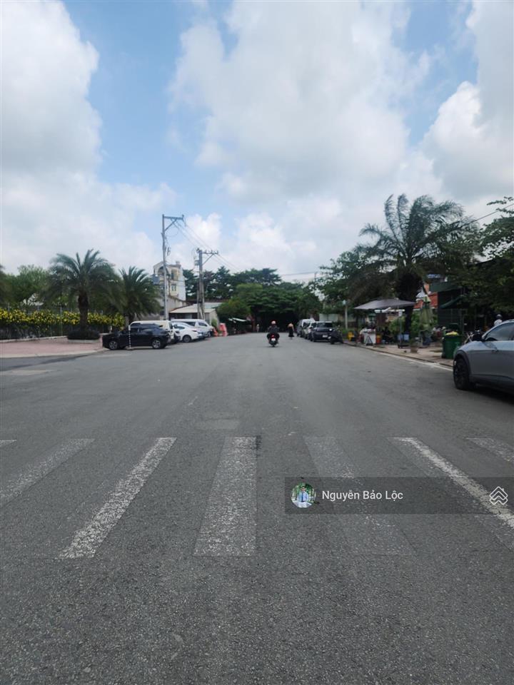 Giá cực tốt  gò cát  103.9m2  ngang lớn 6.3m  đường ô tô 8m  ngay cc rica