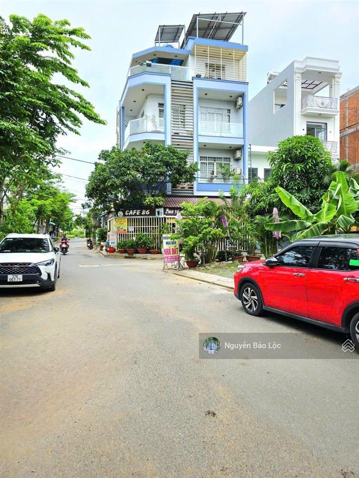 Lô góc 2mt  86m2  ngang 6.2m  5.79 tỷ. ngay trường lưu  chợ long trường