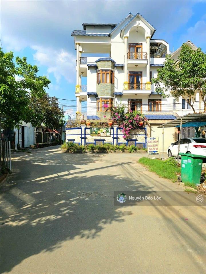 Giá tốt  trường lưu  4,69 tỷ  nhà phố 53.2m2  3 tầng đường ô tô 6m